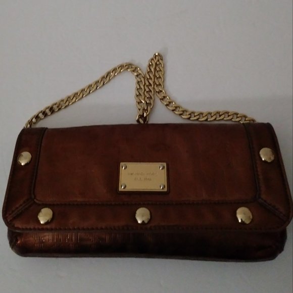 Michael Kors Bronze Shiny Metallic Signature Bag with Gold Chain Strap - Picture 9 of 15